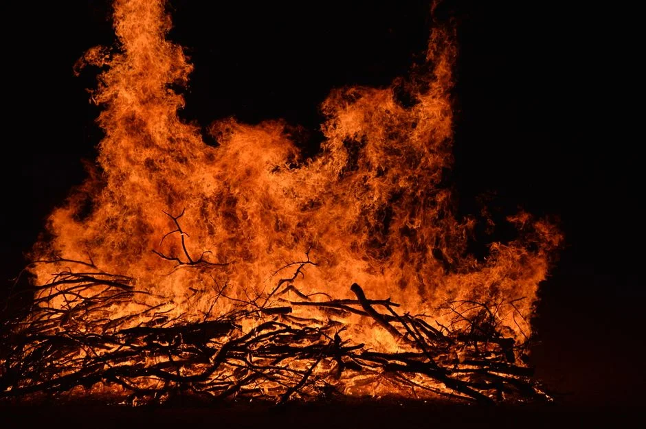Fire Engulfs Dominican Republic Beach Resort — Tourism Investors on Alert