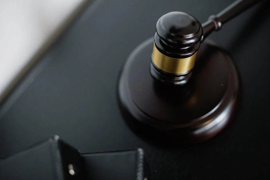 Musk Slams OpenAI Lawyer — Market Jitters Rise