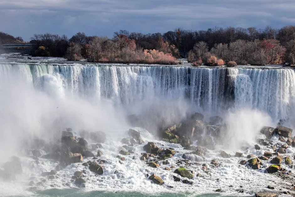 Niagara-on-the-Lake Faces Unseasonal Weather — UK's Economy Takes Note