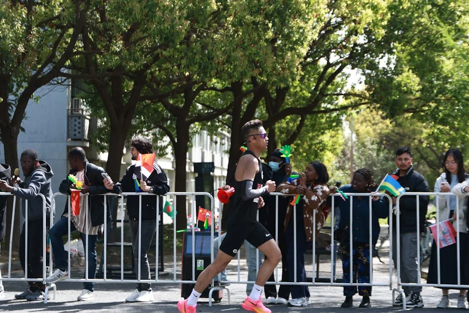 Sanlam Cuts Cape Town Marathon Start Time — What It Means for Investors
