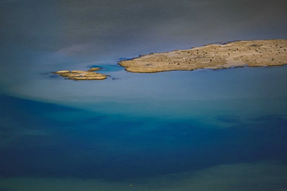 US Strikes Qeshm Island Near Strait — Oil Markets Brace for Disruption — Sports